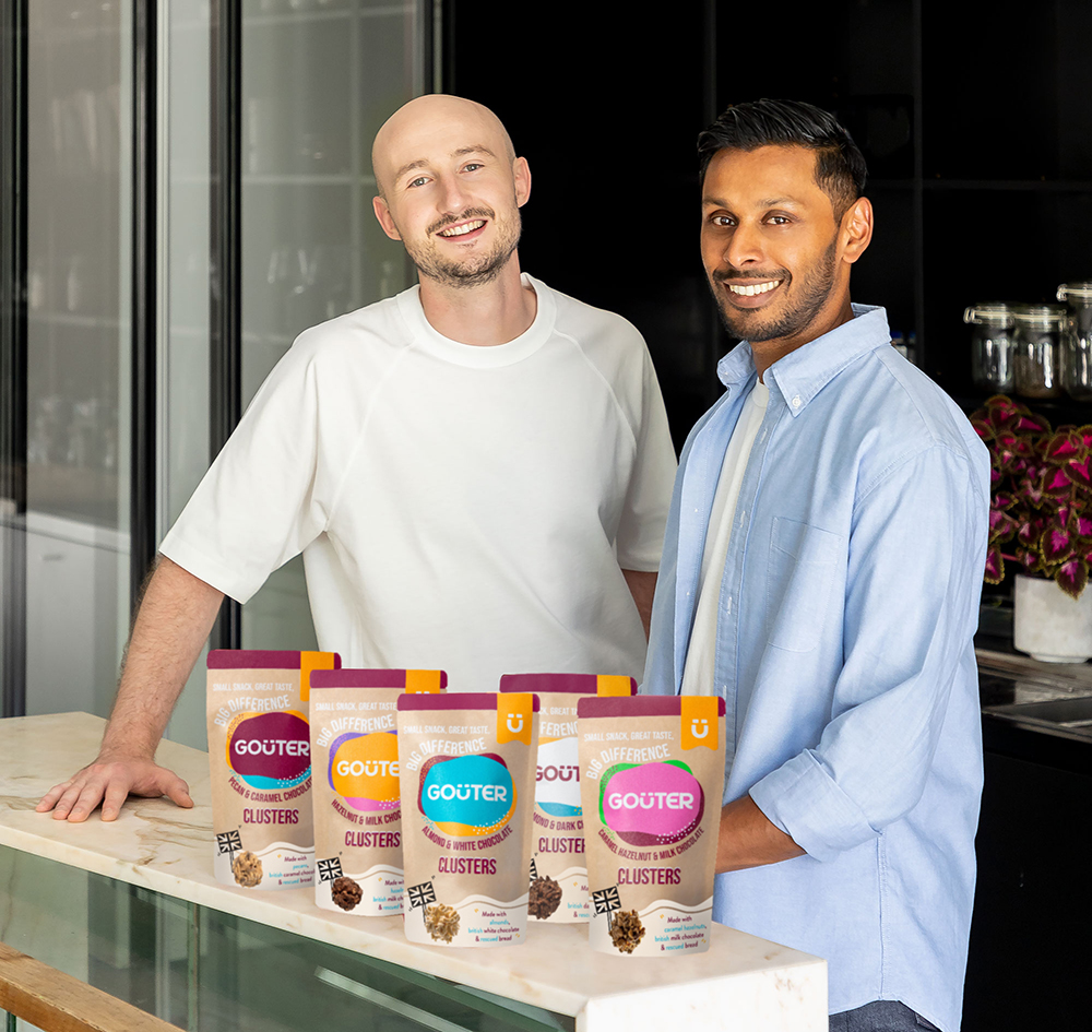 Goüter staff with the product